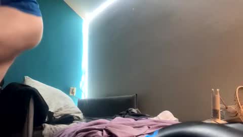 Snapshot of neverland966 chatting on October 23, 2025, 7:56 pm Mark online show from October 23, 2025, 7:56 pm