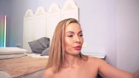 new dee online show from March 7, 2026, 1:41 pm