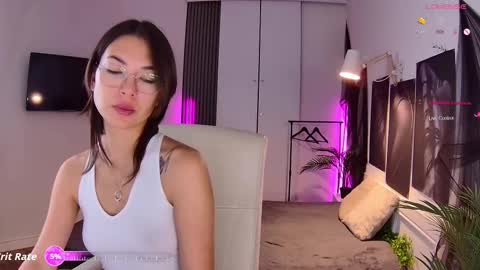 Snapshot of new_meow chatting on October 13, 2025, 6:24 am Alice online show from October 13, 2025, 6:24 am