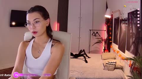 Snapshot of new_meow chatting on November 3, 2025, 2:18 pm Alice online show from November 3, 2025, 2:18 pm