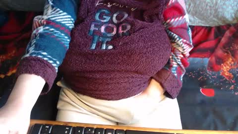 Lilly  online show from February 4, 2026, 6:52 am