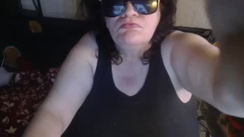 Snapshot of new_milf chatting on June 14, 2026, 2:35 am Lilly online show from June 14, 2026, 2:35 am
