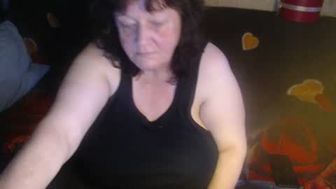 Snapshot of new_milf chatting on June 27, 2026, 2:38 am Lilly online show from June 27, 2026, 2:38 am