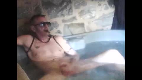 newfun11 online show from November 4, 2025, 5:23 pm