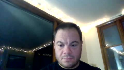Snapshot of newguy81240 chatting on December 26, 2024, 10:31 pm Newguy81240 online show from December 26, 2024, 10:31 pm