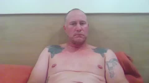 Snapshot of newportman1030 chatting on November 9, 2025, 1:37 am amandandhisgirl online show from November 9, 2025, 1:37 am