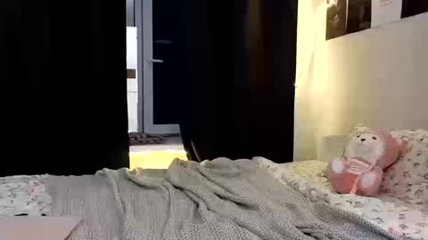 Nova online show from October 12, 2025, 5:45 pm