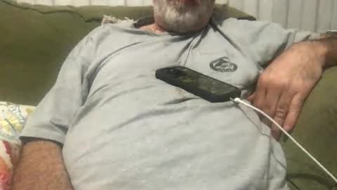 newtman68 online show from April 9, 2026, 12:43 am