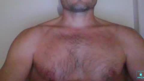 Snapshot of newtyguy90 chatting on December 4, 2024, 5:33 pm newtyguy90 online show from December 4, 2024, 5:33 pm