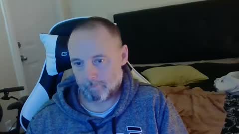 Snapshot of newvvorld chatting on December 1, 2024, 5:02 pm NewWorld online show from December 1, 2024, 5:02 pm