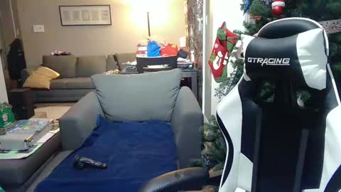 Snapshot of newvvorld chatting on December 25, 2024, 12:37 am NewWorld online show from December 25, 2024, 12:37 am