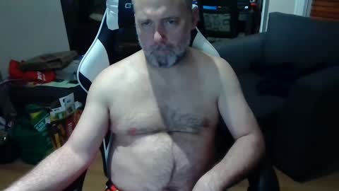 Snapshot of newvvorld chatting on January 31, 2025, 10:42 pm NewWorld online show from January 31, 2025, 10:42 pm