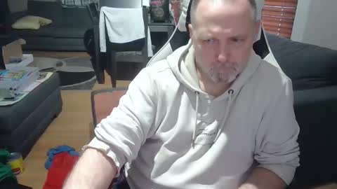 Snapshot of newvvorld chatting on November 30, 2025, 7:40 pm NewWorld online show from November 30, 2025, 7:40 pm