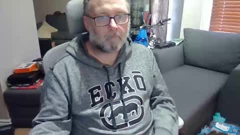 NewWorld online show from May 8, 2026, 2:44 pm