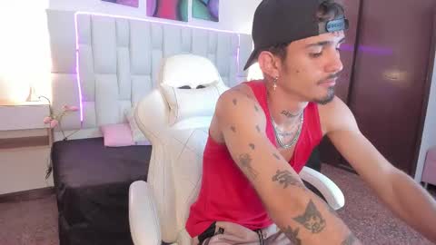 Snapshot of nextboywell1 chatting on March 28, 2026, 3:39 am Yeison online show from March 28, 2026, 3:39 am