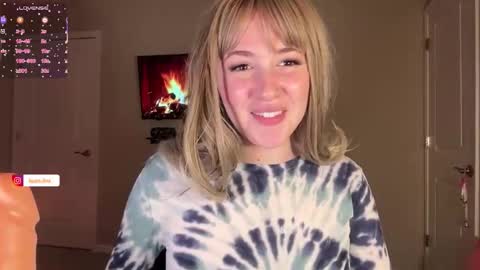 Snapshot of nextdoorlaur chatting on January 9, 2026, 3:48 pm Lauren online show from January 9, 2026, 3:48 pm