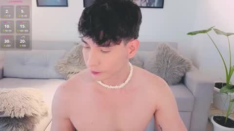   online show from September 17, 2025, 5:36 pm