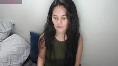 nezuko_sweet online show from December 16, 2024, 6:53 am