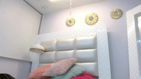 Snapshot of nezzukoo chatting on May 2, 2026, 1:05 pm nezzukoo online show from May 2, 2026, 1:05 pm
