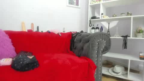 Snapshot of nezzukoo chatting on May 5, 2026, 7:22 pm nezzukoo online show from May 5, 2026, 7:22 pm