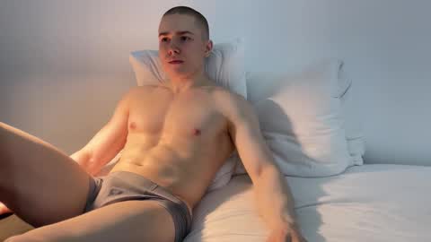 Snapshot of nfeibk chatting on February 8, 2026, 2:15 am Adrian Von Ziegler online show from February 8, 2026, 2:15 am