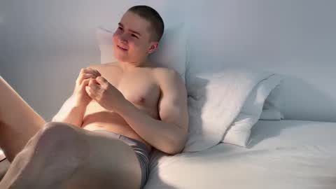 Snapshot of nfeibk chatting on February 16, 2026, 2:57 pm Adrian Von Ziegler online show from February 16, 2026, 2:57 pm