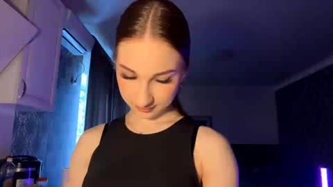 Kate Ng online show from April 12, 2026, 1:16 pm