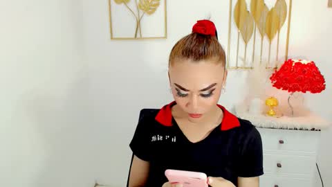 hottie nicole online show from February 12, 2025, 7:34 am