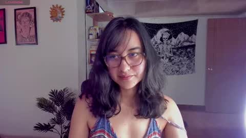 Snapshot of nia_blaze chatting on February 9, 2025, 8:02 pm Nia online show from February 9, 2025, 8:02 pm