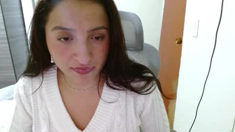 Dani online show from December 18, 2025, 4:07 am