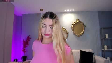 SQUIRTER DOLL    online show from April 20, 2026, 5:37 pm