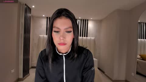 Call me Nia  online show from September 28, 2025, 11:04 am