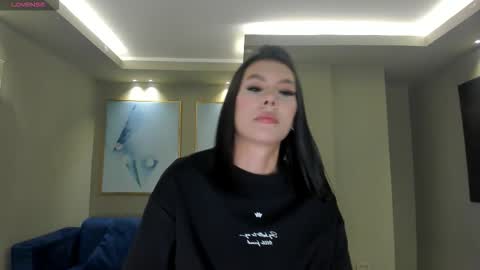 Call me Nia  online show from October 3, 2025, 7:11 pm