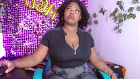 Snapshot of niawk_ chatting on February 22, 2026, 2:04 pm Niawk online show from February 22, 2026, 2:04 pm