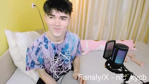 Snapshot of nic_ky chatting on December 4, 2024, 4:27 pm Nick PVT is open FanslyTwitter - Nic kycb online show from December 4, 2024, 4:27 pm