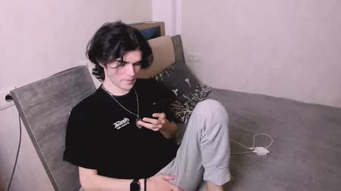 Nick PVT is open FanslyTwitter - Nic kycb online show from October 21, 2025, 5:46 pm