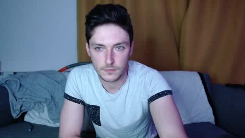 Snapshot of nice_2_meet_you chatting on December 4, 2024, 1:03 am Riley online show from December 4, 2024, 1:03 am
