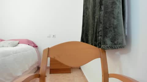 Sfora online show from March 8, 2025, 8:14 pm