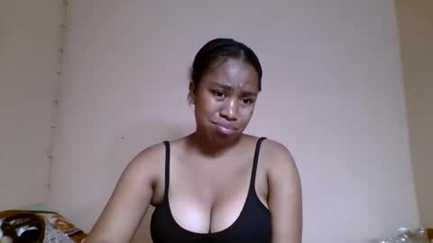 nicelly01 online show from May 23, 2026, 3:05 pm