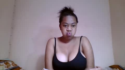 nicelly01 online show from May 24, 2026, 5:01 am