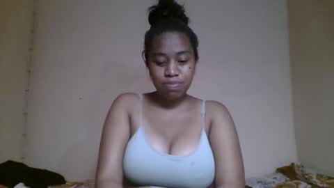 nicelly01 online show from May 28, 2026, 6:38 pm