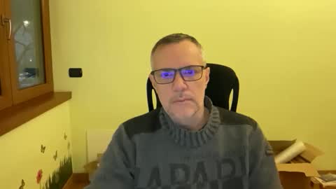 Andrew online show from December 19, 2025, 6:20 am