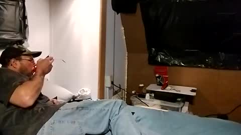 nicholasjesse51 online show from September 20, 2025, 2:23 am