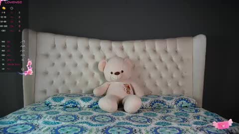 Snapshot of nichole_bree chatting on March 10, 2025, 7:18 pm Nichole online show from March 10, 2025, 7:18 pm