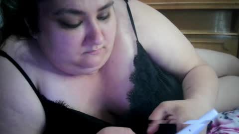 Snapshot of nicholle chatting on June 22, 2026, 3:36 am Nicholle online show from June 22, 2026, 3:36 am