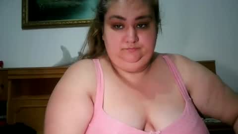 Snapshot of nicholle chatting on July 14, 2026, 10:15 pm Nicholle online show from July 14, 2026, 10:15 pm