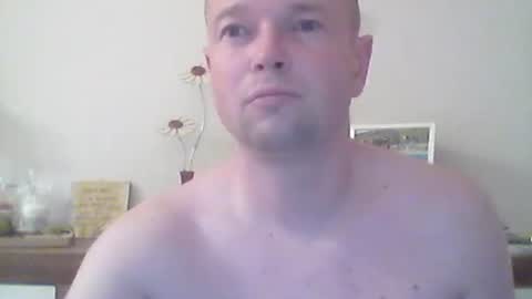 nick1990b online show from October 20, 2025, 5:35 pm