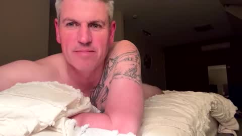 nick578320 online show from October 28, 2025, 4:09 pm