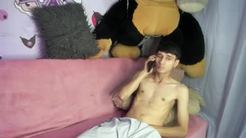 Snapshot of nick_damon chatting on February 22, 2026, 12:23 am Nick online show from February 22, 2026, 12:23 am