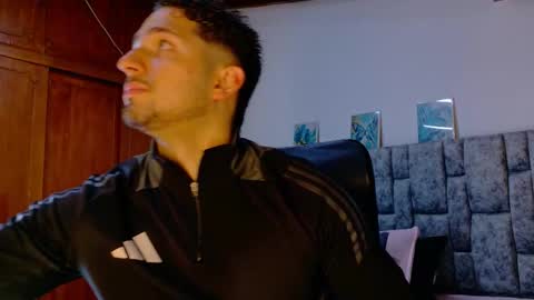 Snapshot of nick_moss_ chatting on March 3, 2026, 10:54 am nick_moss_ online show from March 3, 2026, 10:54 am